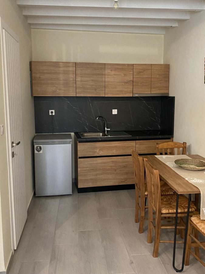 Aleminas Rooms Сими Екстериор снимка