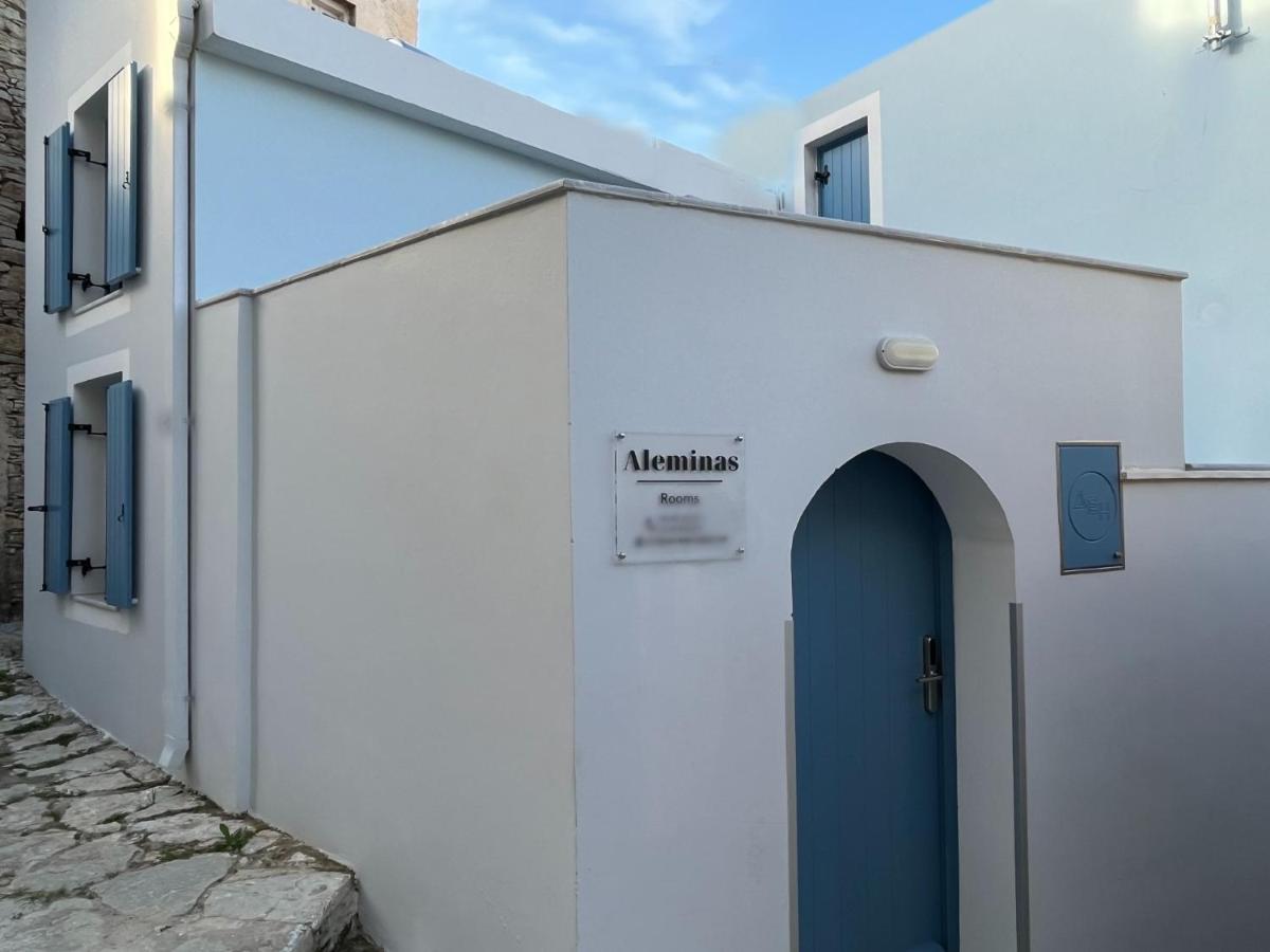 Aleminas Rooms Сими Екстериор снимка